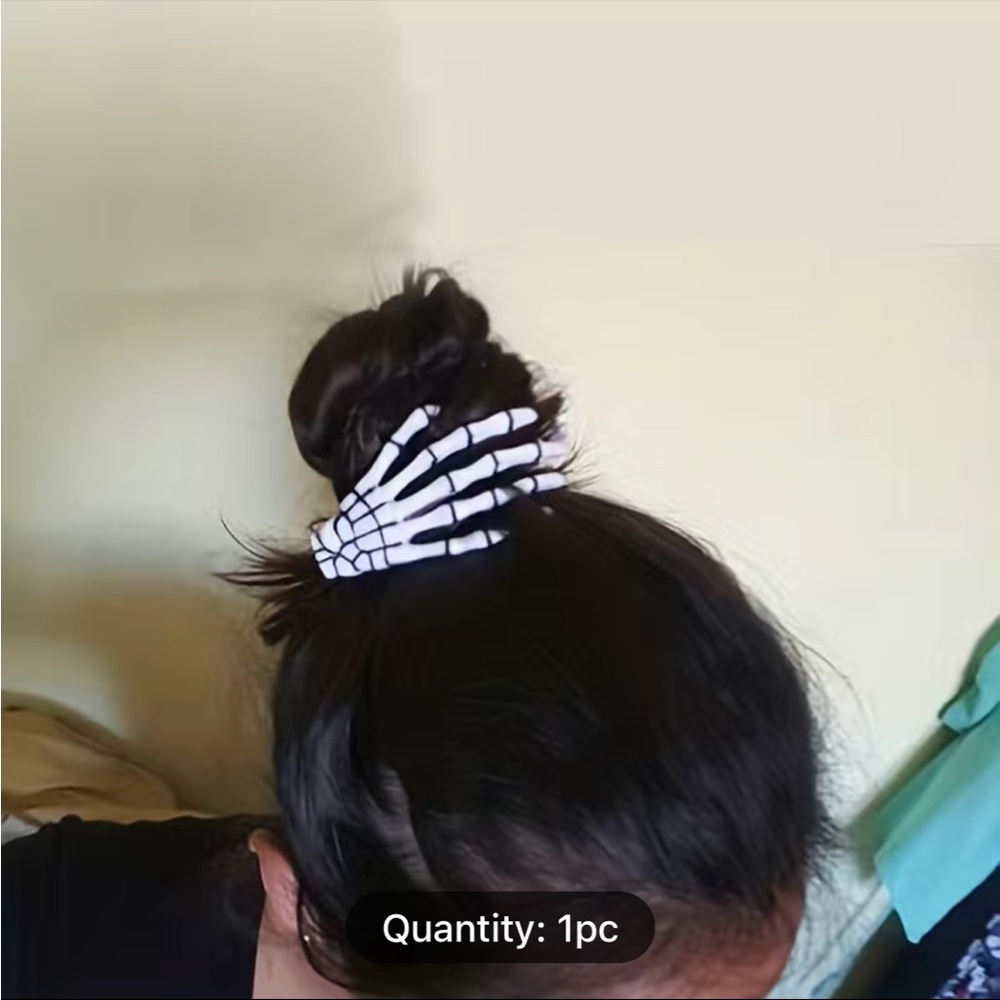 🛍️NIP 1pc Skeleton Hair Clip